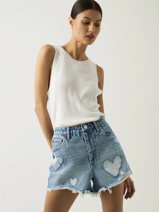Blank NYC Pants - Blank NYC REEVE FROM THE HEART SHORT